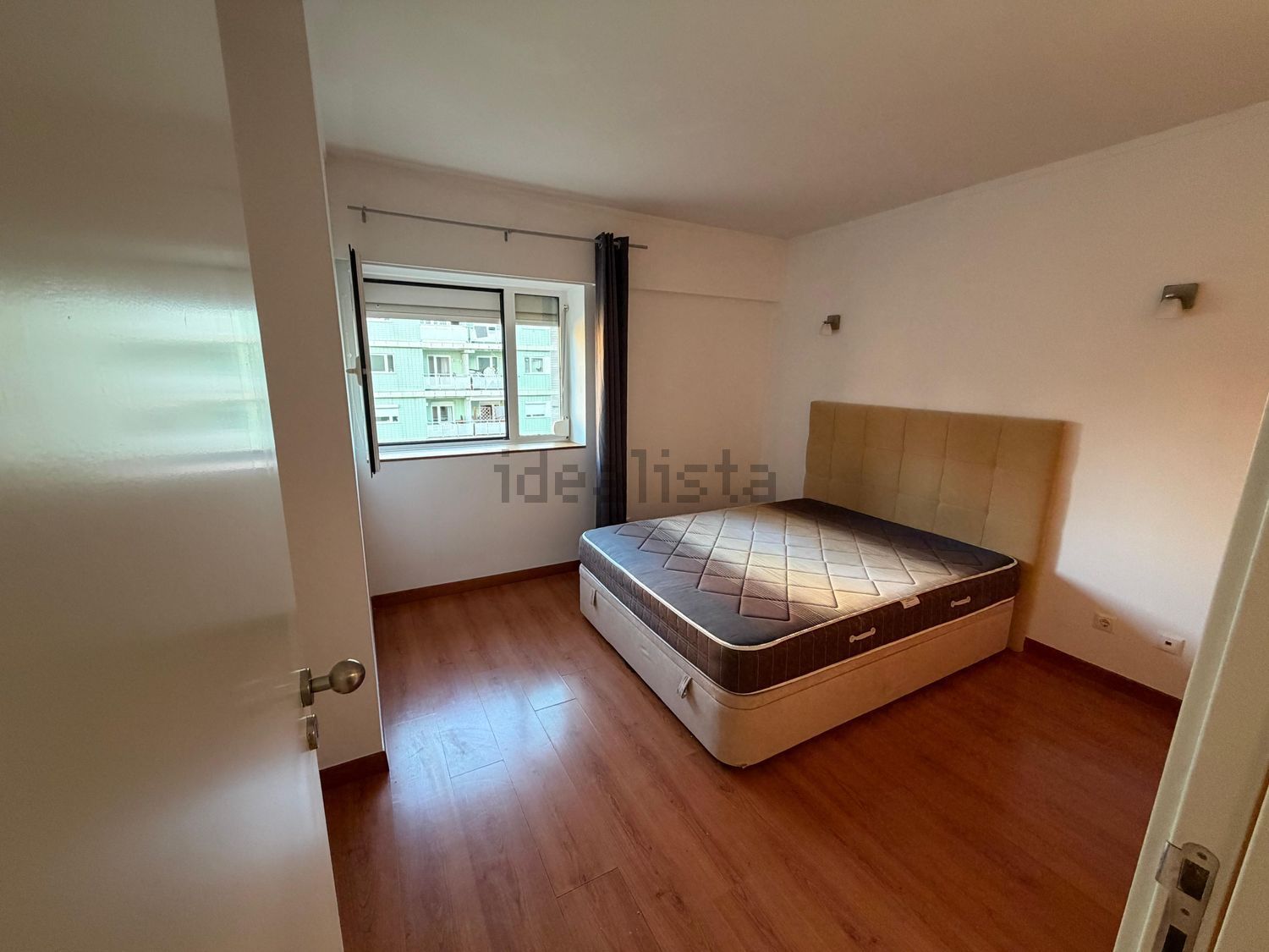 公寓 t1出售在Rua Martin Luther King, 9 - 卧室