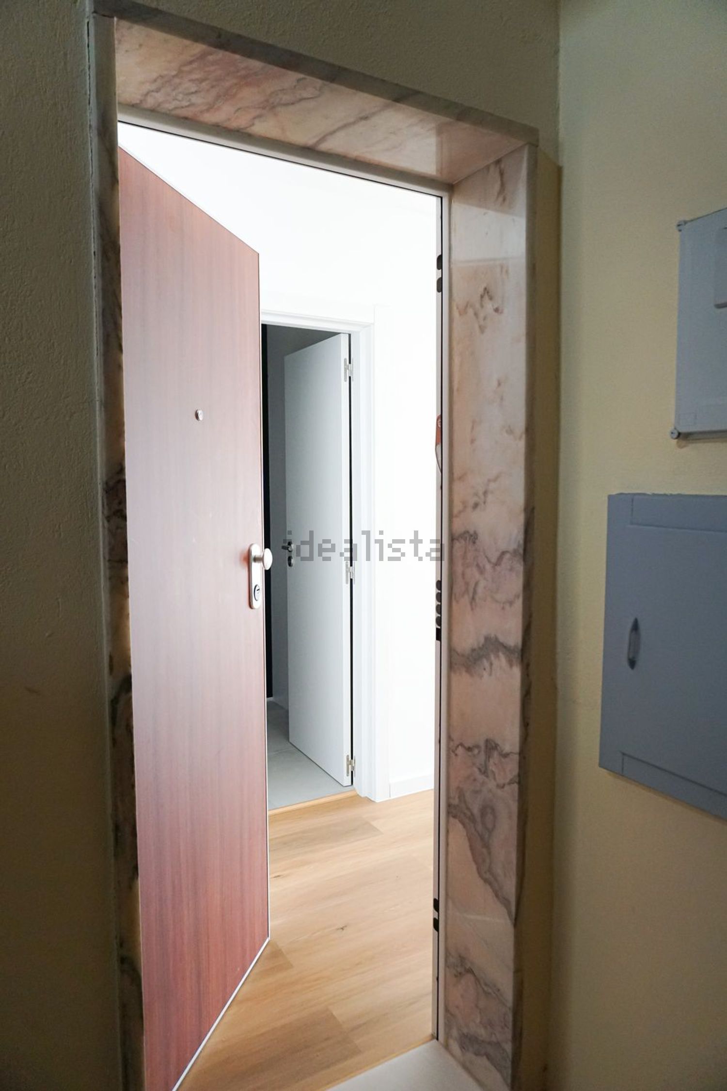 公寓 t1出售在Rua Egas Moniz, 8 - 前厅