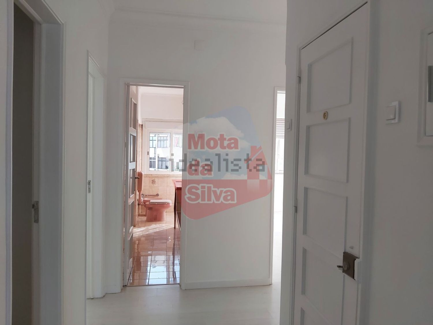 出租公寓 t3在Cova da Piedade - 过道