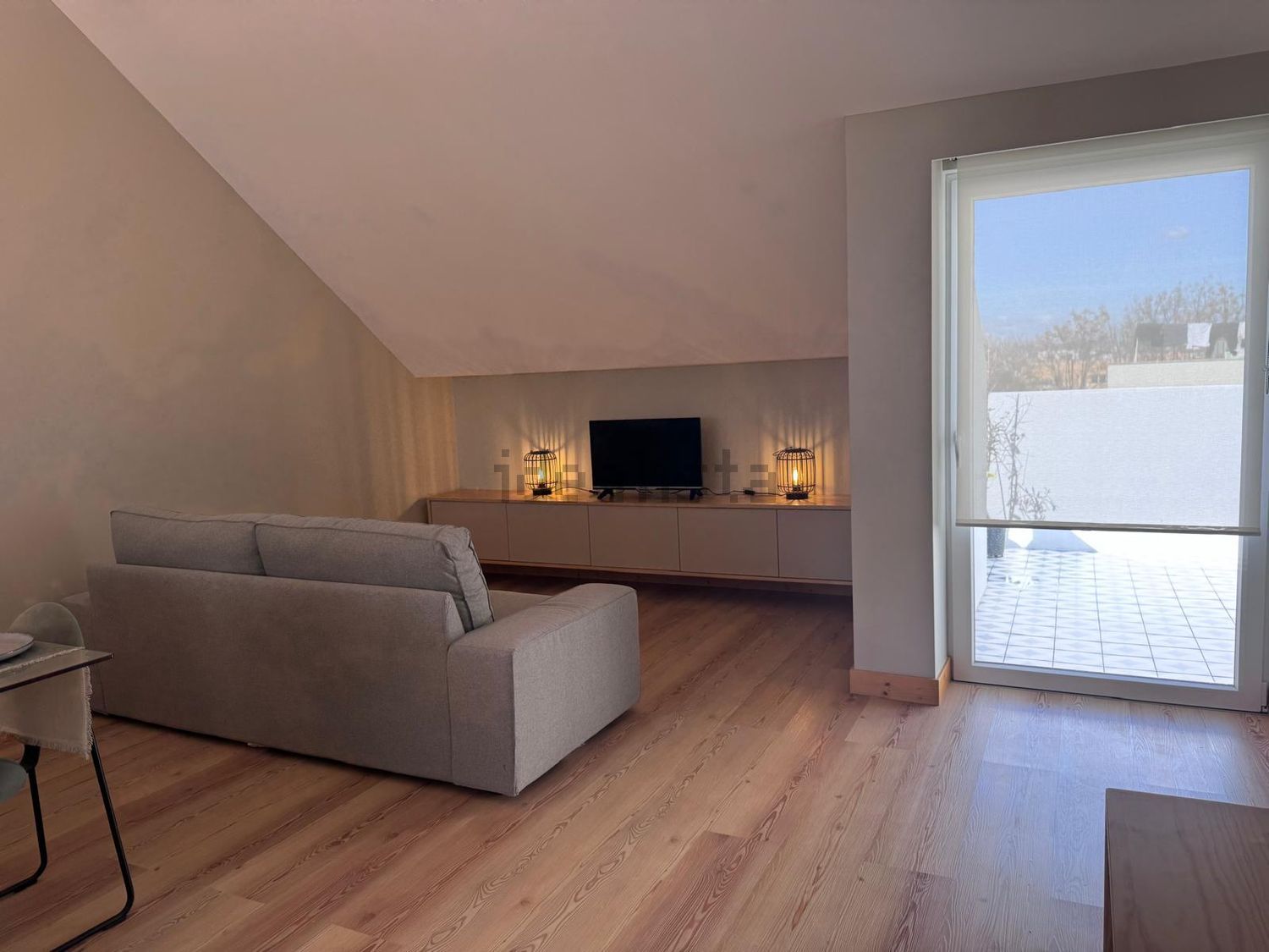 出租复式公寓在Rua de Diu - 客厅