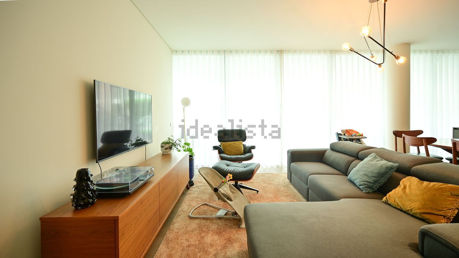 公寓 t3出售在Avenida Infante Dom Henrique, 110 - 客厅