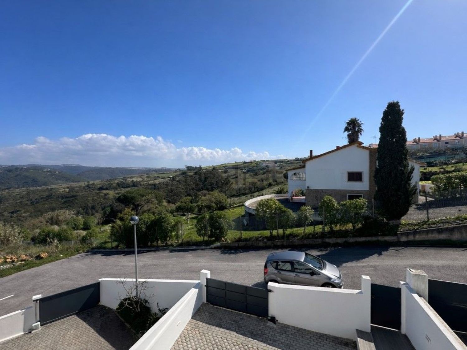 联排别墅出售在Rua dos Comarelos - 照片