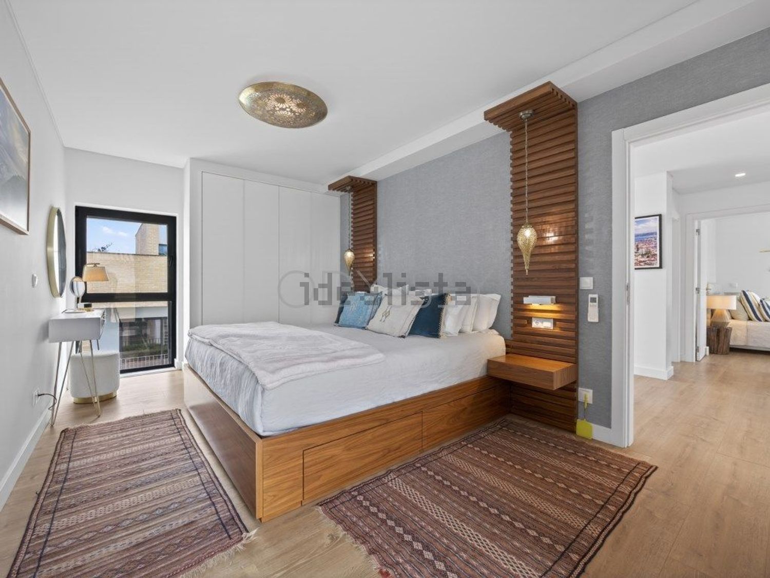 小楼房或独栋别墅出售在Rua da Colina - 卧室