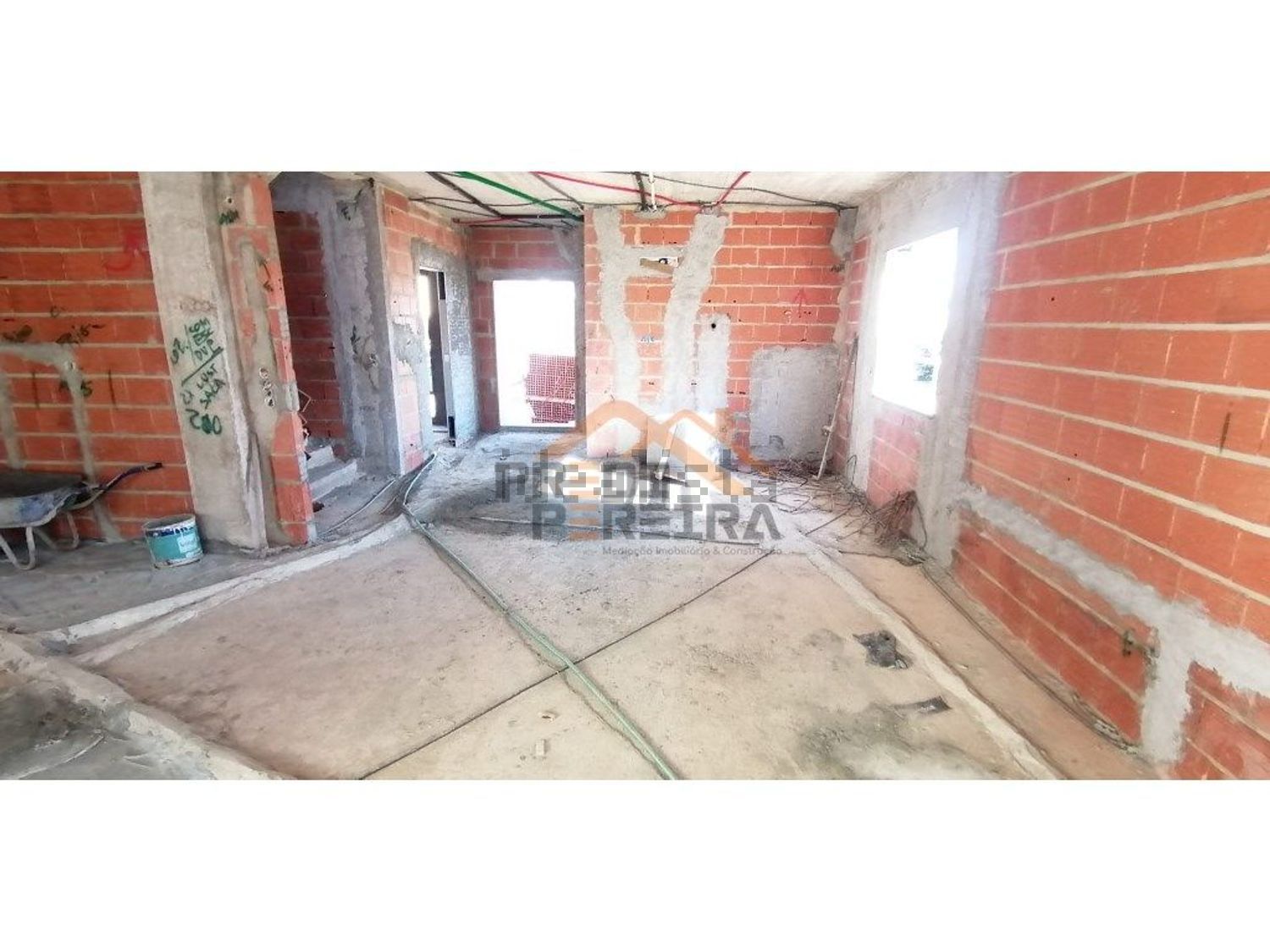 小楼房或独栋别墅出售在Pontinha e Famões - 照片