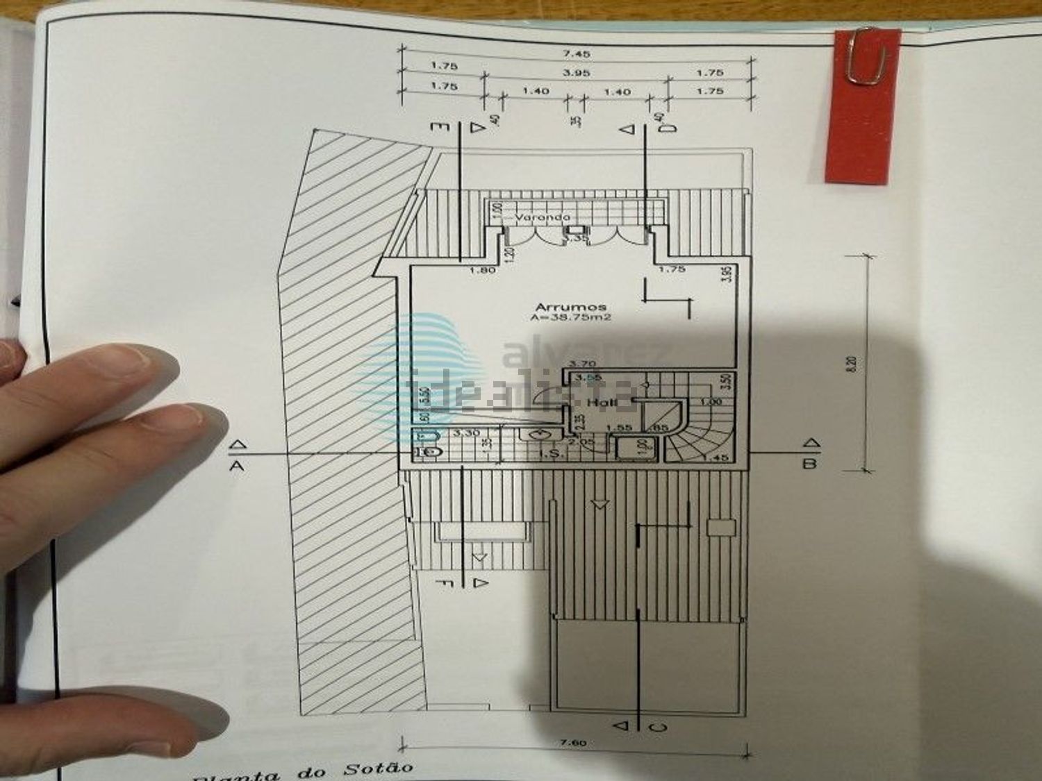 小楼房或独栋别墅出售在Rua 1° de Maio, 3 - 平面图