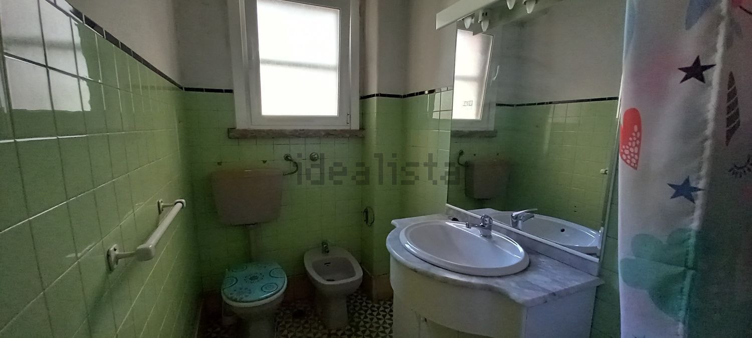 出租公寓 t3在Rua 1º de Maio s/n - 卫生间