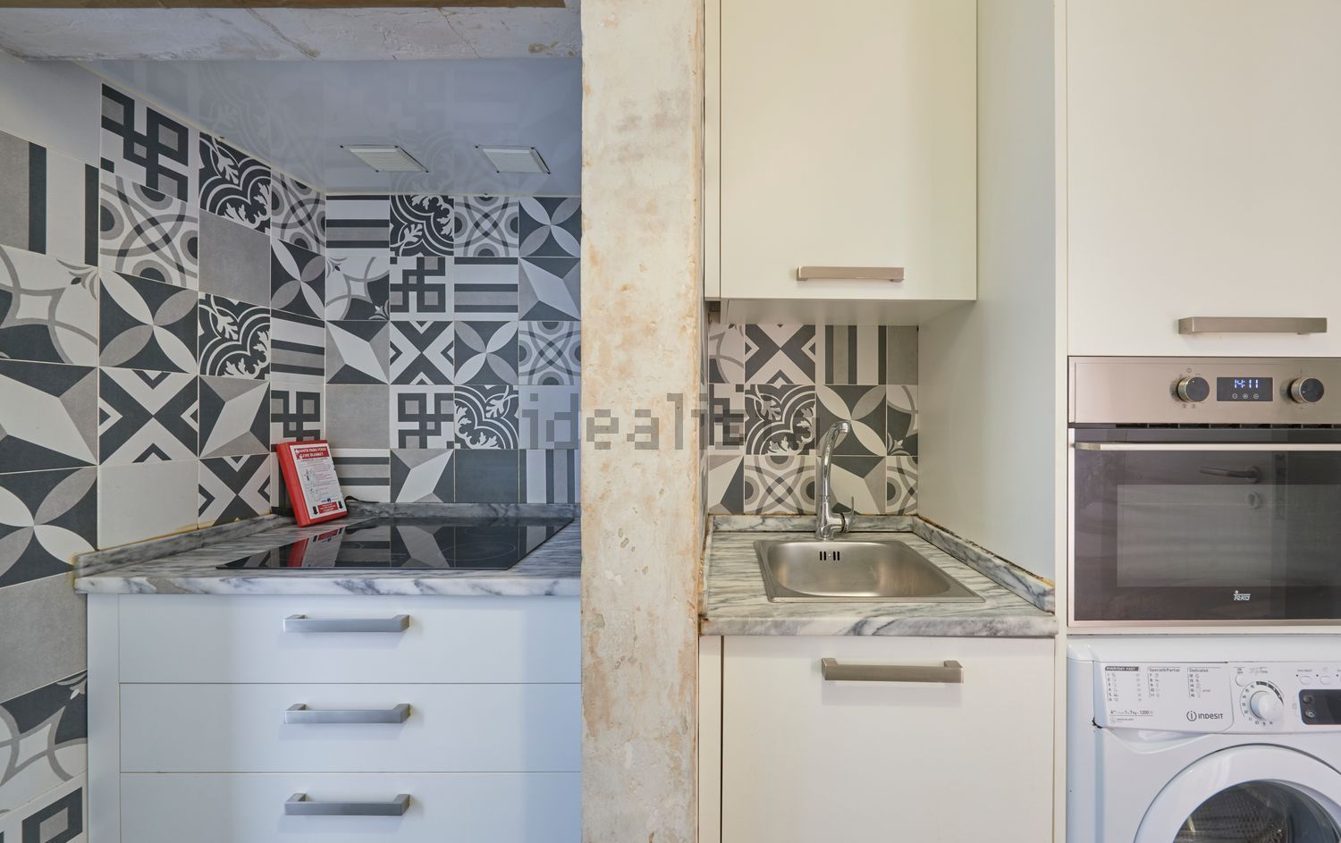 出租房间在Rua David Lopes - 厨房