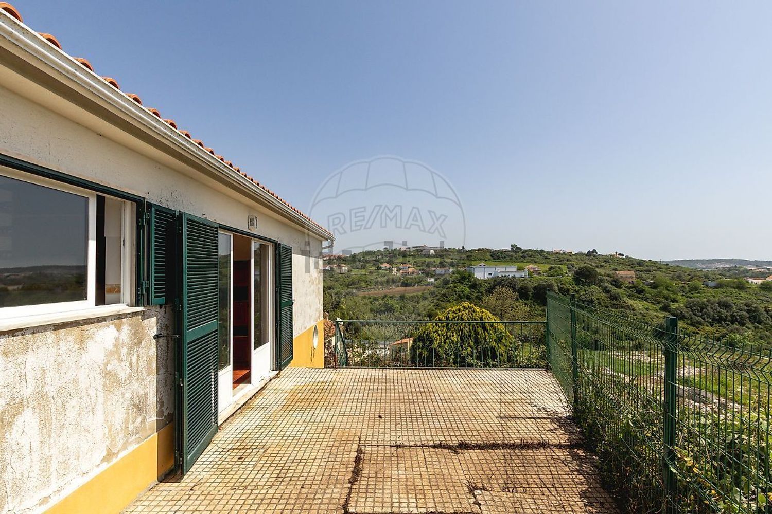 小楼房或独栋别墅出售在Estrada do Casal Sequeiro - 阳台