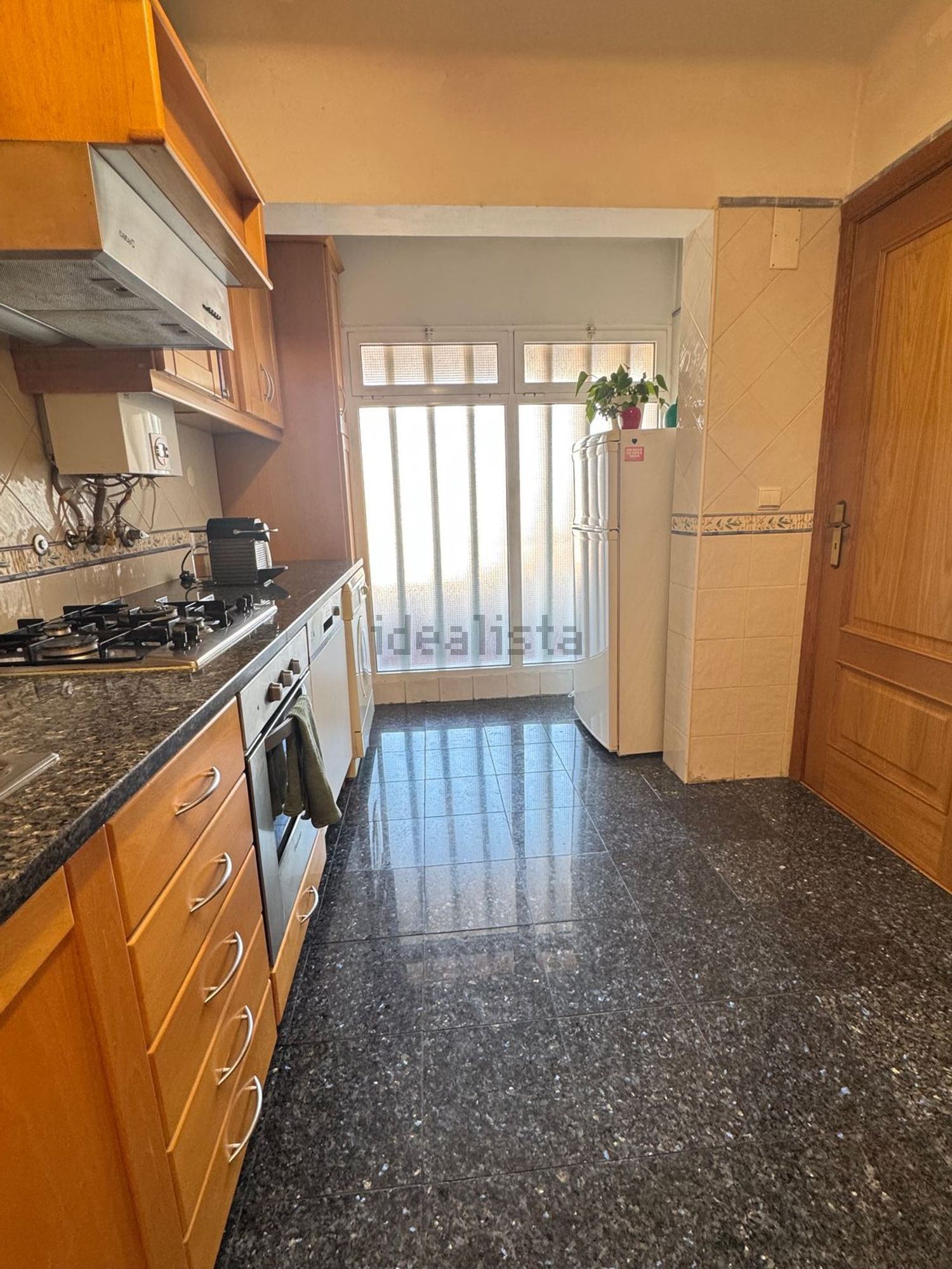 出租房间在Rua Professor João Barreira, 2 - 厨房