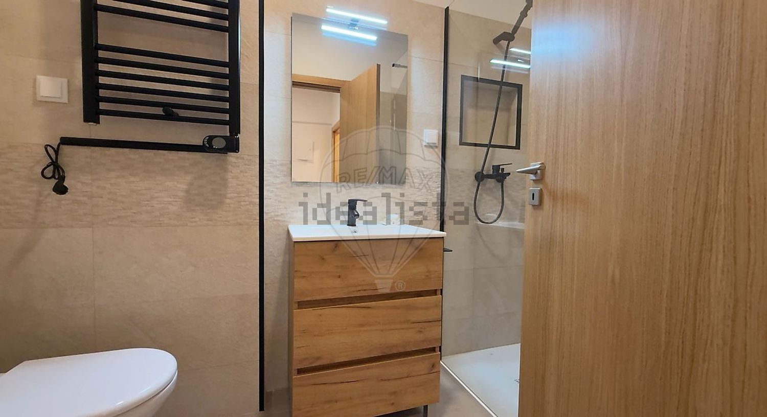 出租公寓 t2在Rua Fernando Pessoa - 卫生间