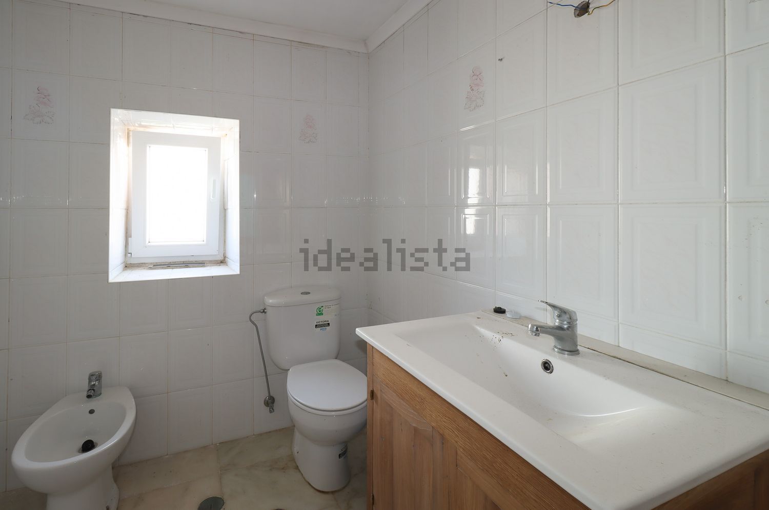 小楼房或独栋别墅出售在Rua do Pocinho - 卫生间