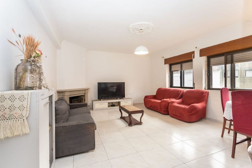 公寓 t3出售在Rua Maria Amália Vaz de Carvalho s/n