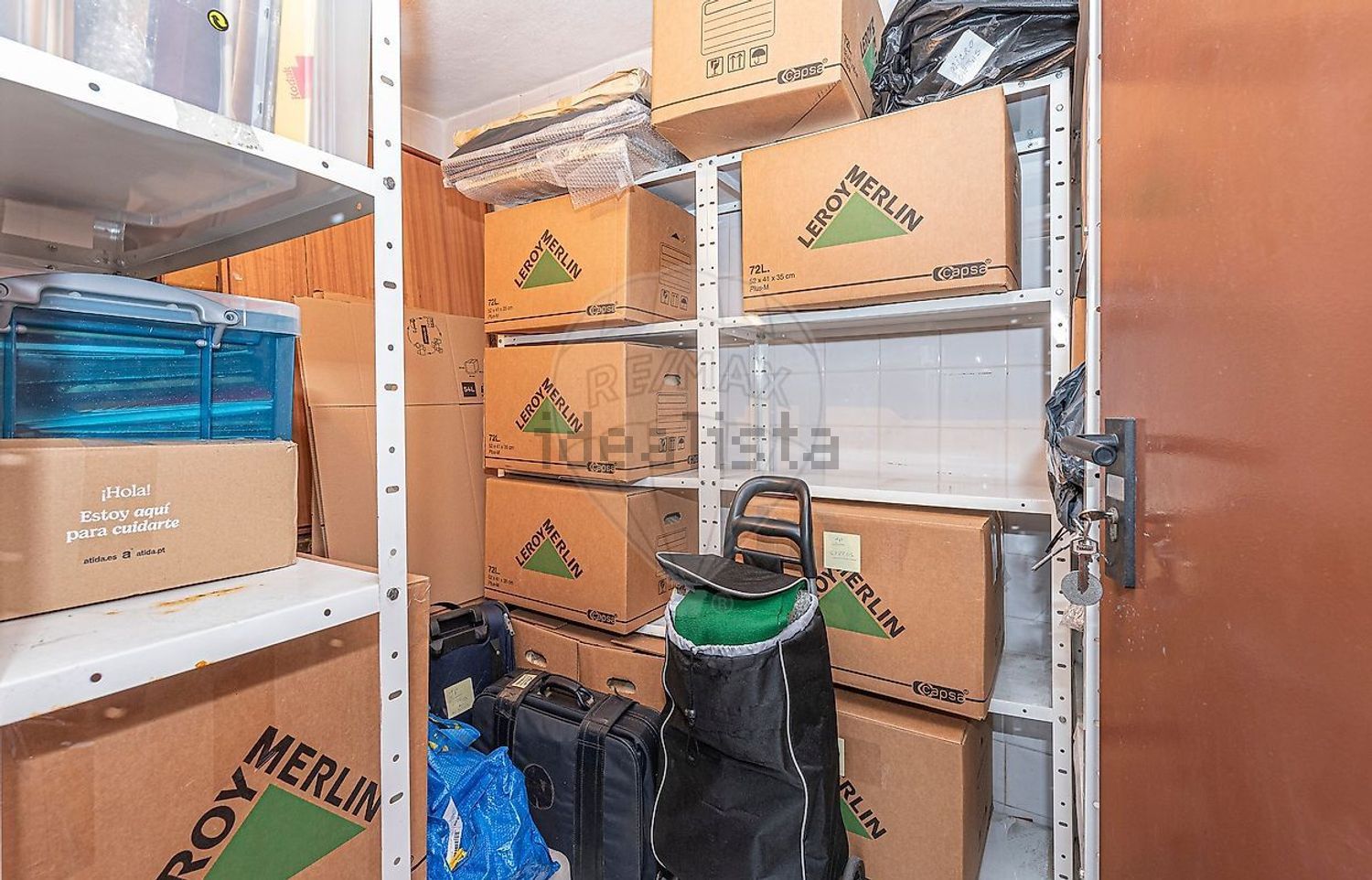 公寓 t3出售在Rua Júlio Dinis - 试衣间