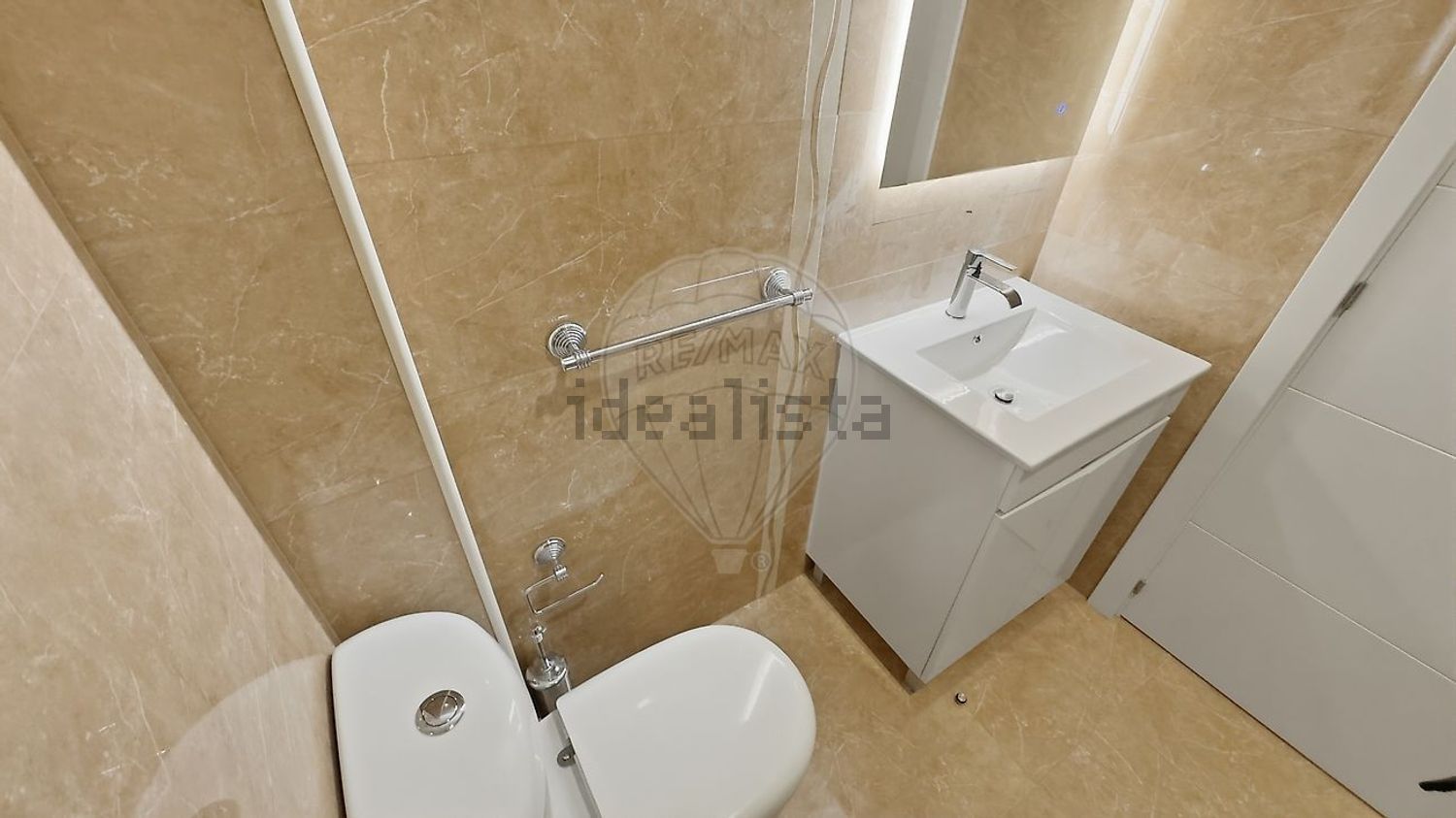 公寓 t3出售在Avenida das Areias - 卫生间