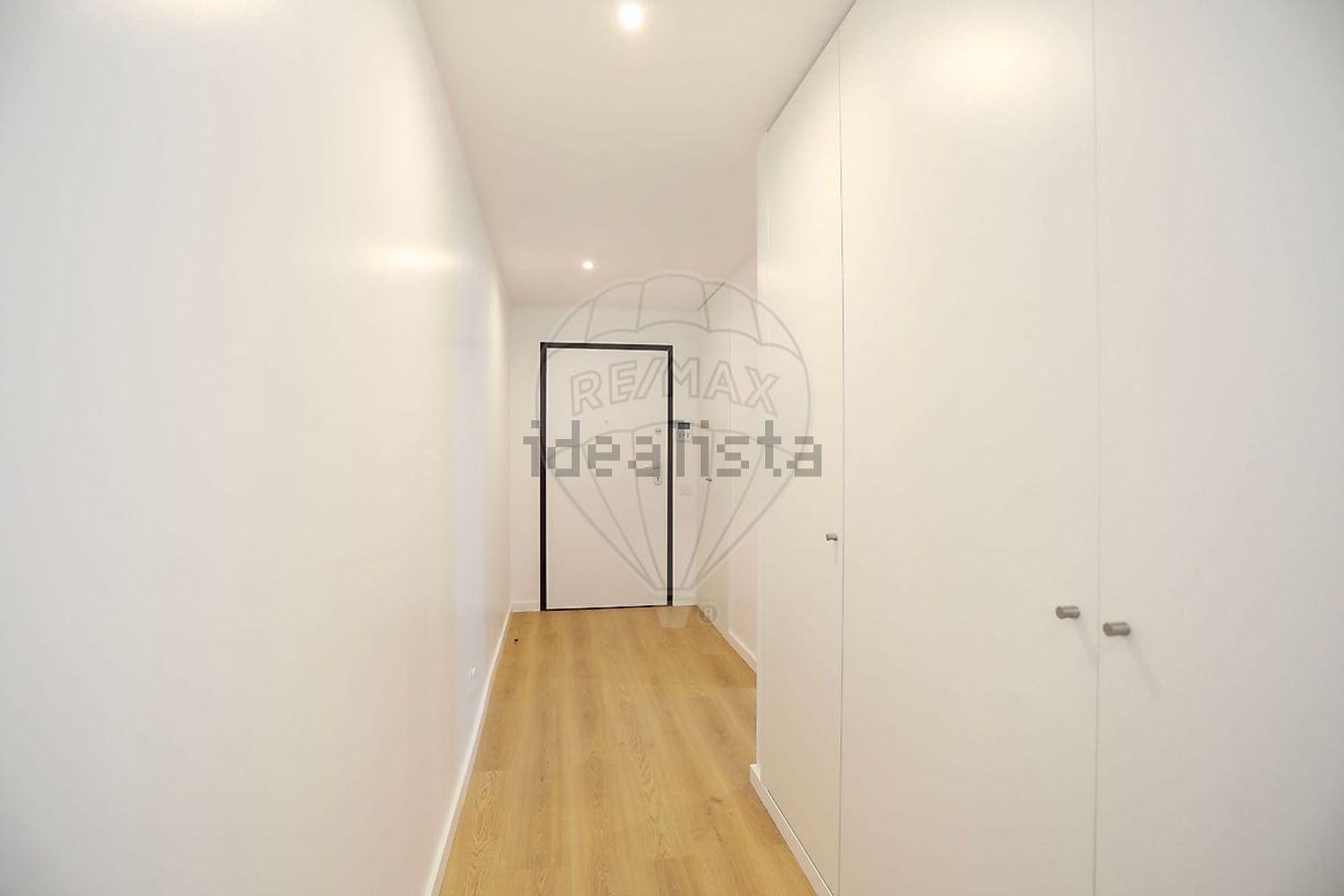 公寓 t3出售在Travessa Ivone Silva - 过道