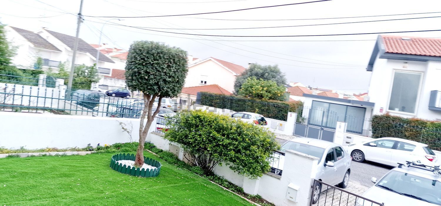 出租公寓 t2在Estrada de Paço de Arcos - 花园