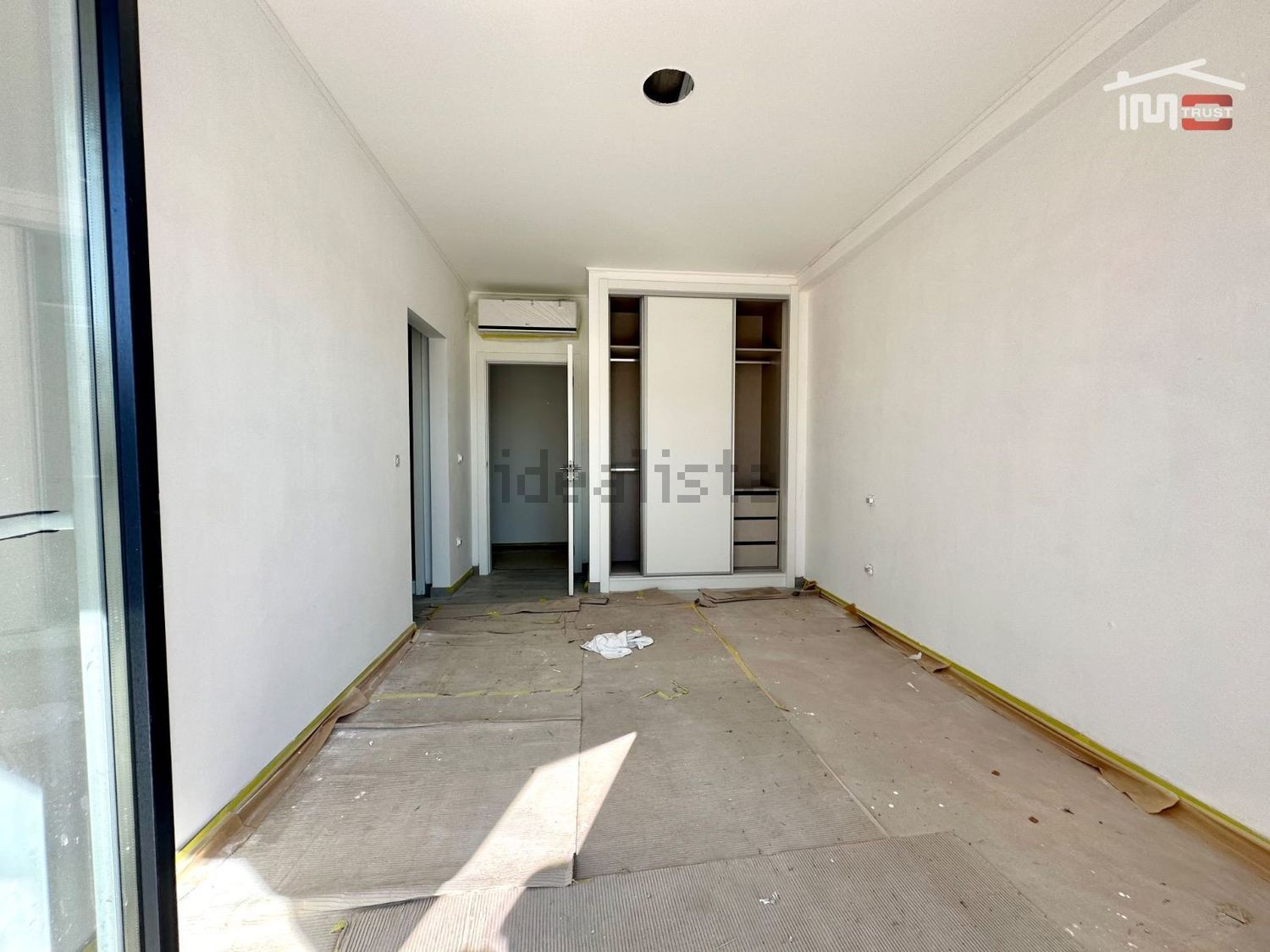 小楼房或独栋别墅出售在Beco Dos Talhadas - 过道