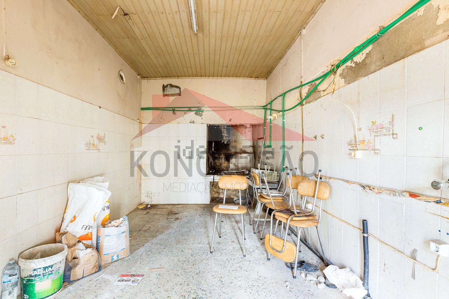 双拼别墅出售在Largo José Justino Franco, 3 - 厨房