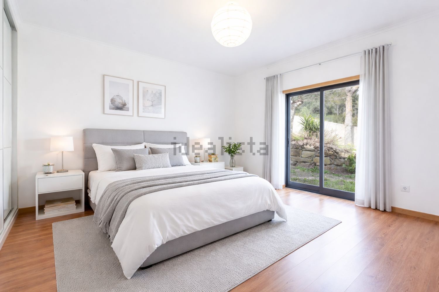 小楼房或独栋别墅出售在Travessa dos Sousas, 11 - 卧室