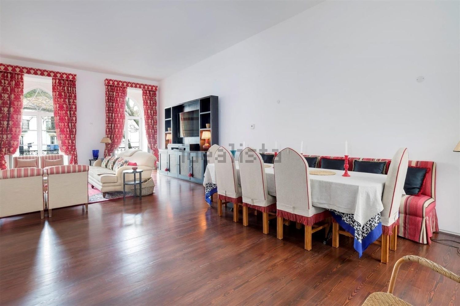 双拼别墅出售在Largo do Contador Mor, 21 - 客厅