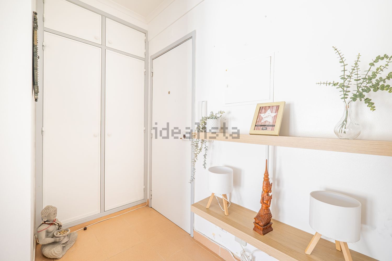 公寓 t2出售在Rua Miguel Esteves Medeiros - 前厅