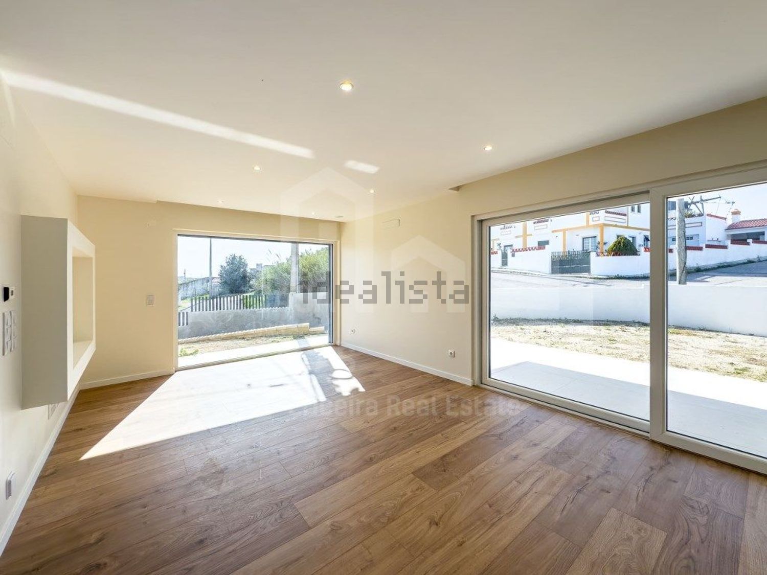 小楼房或独栋别墅出售在Encarnação - 居住