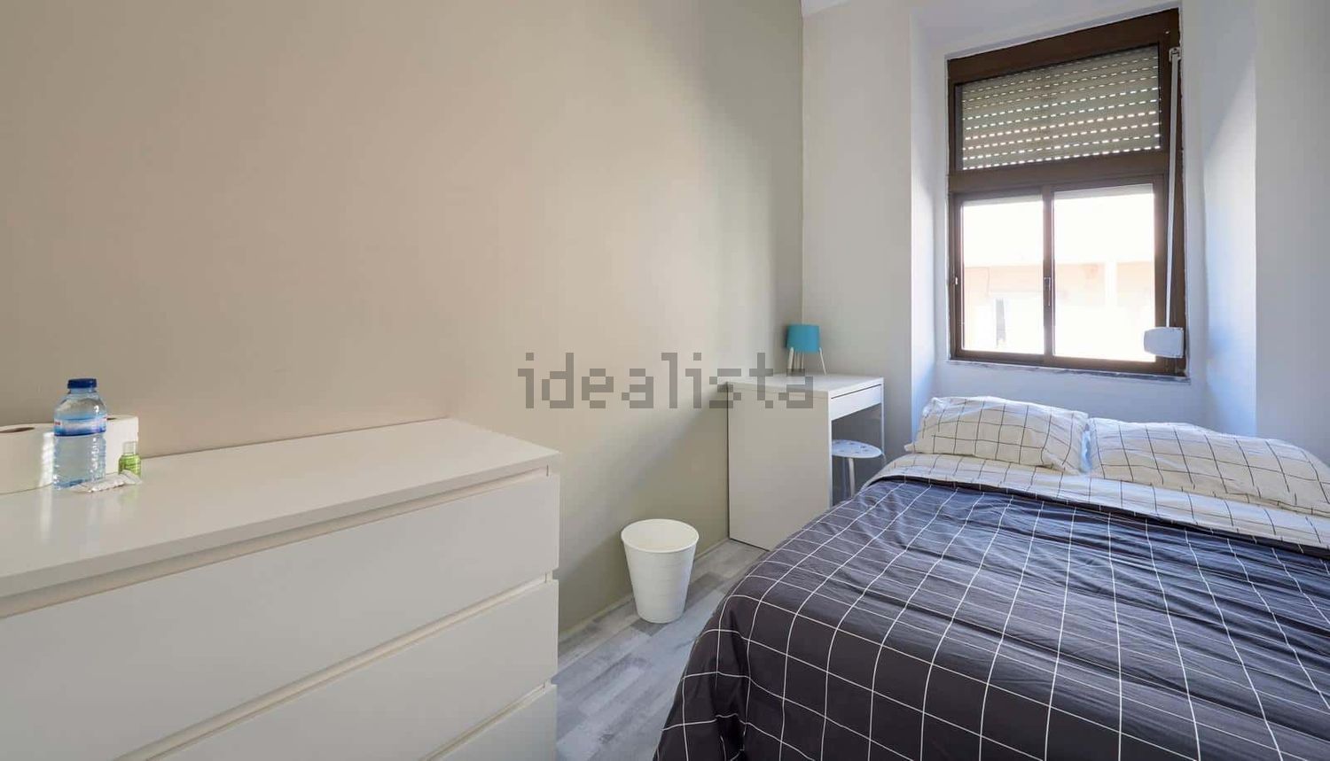 出租房间在Rua Barão de Sabrosa s/n - 卧室