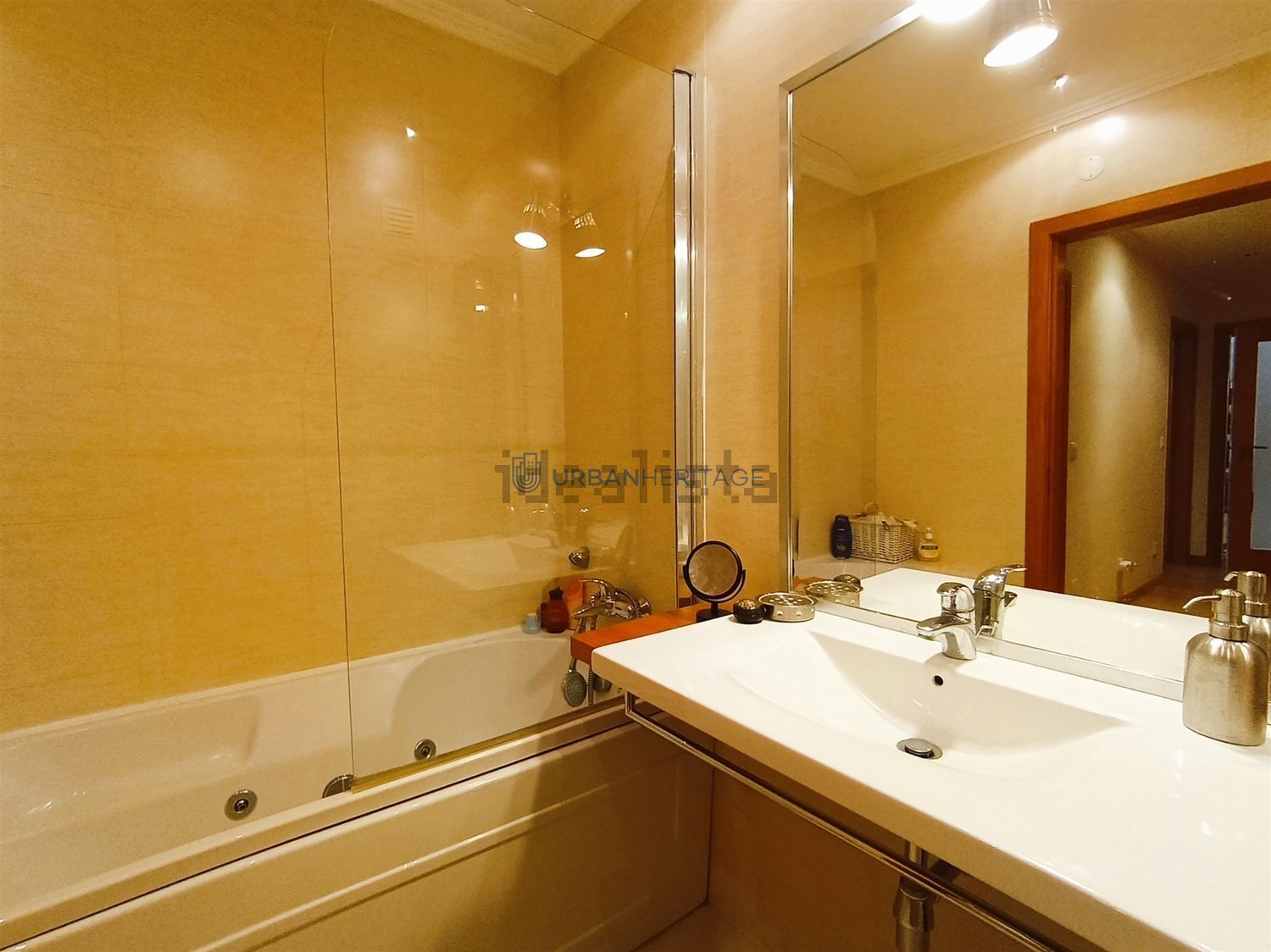 公寓 t2出售在Rua Helena Sá da Costa, 9 - 卫生间