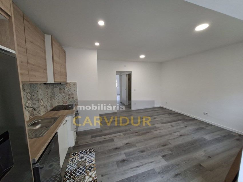 公寓 t2出售在Baixa da Banheira