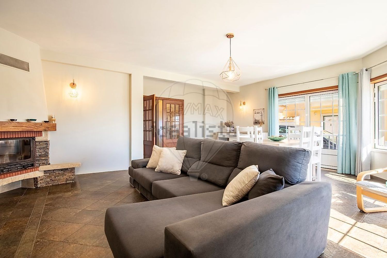 小楼房或独栋别墅出售在Rua da Engenheira - 客厅