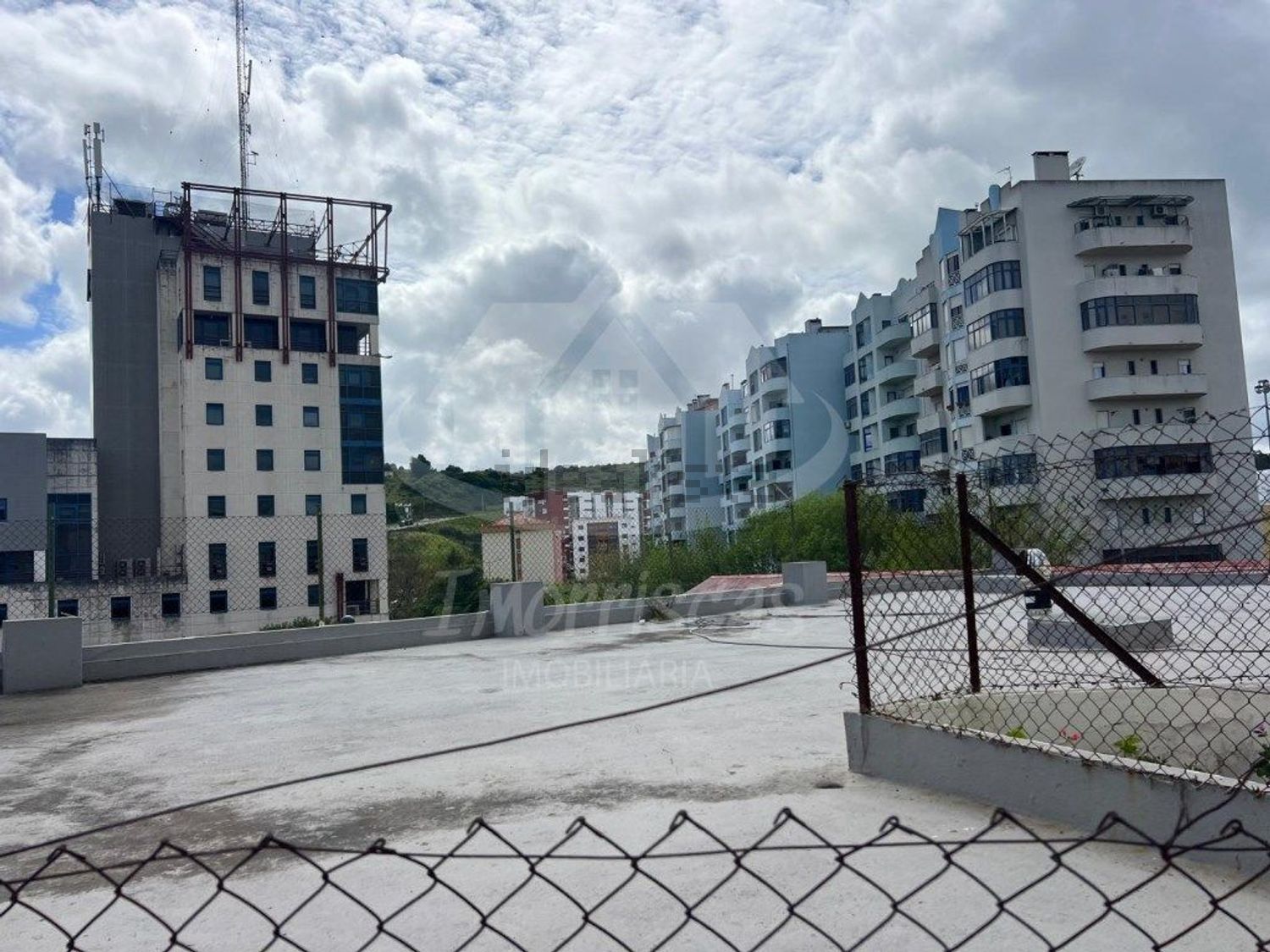 公寓 t2出售在Rua Cidade da Horta, 5 - 视线