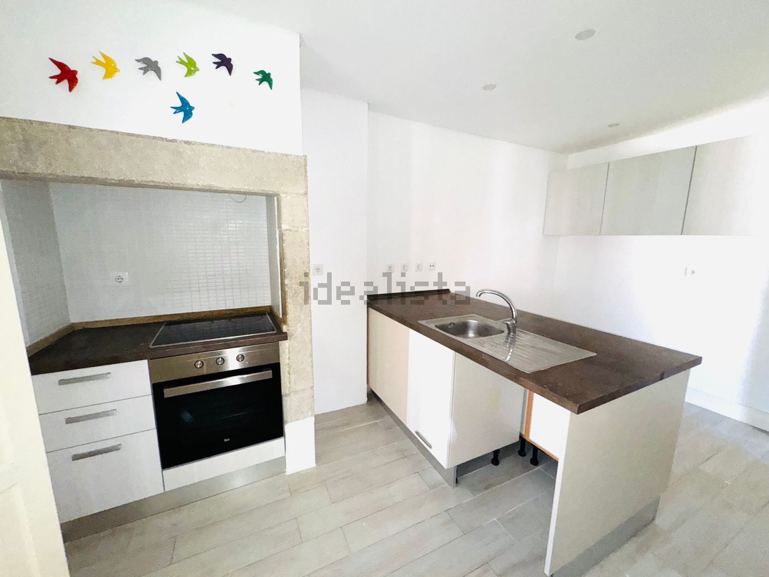 出租公寓 t4在Rua Doutor Alfredo da Costa, 92 - 厨房