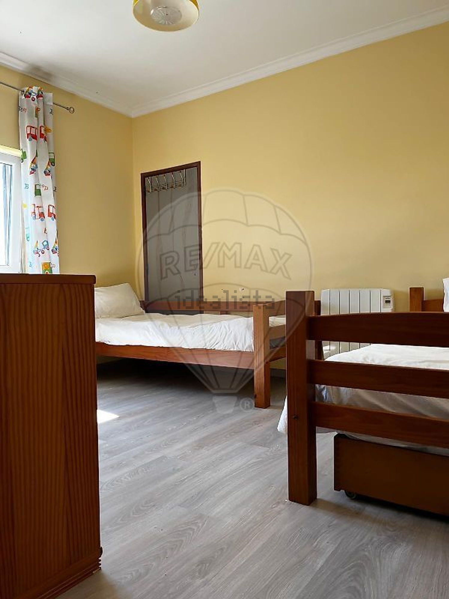 小楼房或独栋别墅出售在Rua Furnas - 卧室