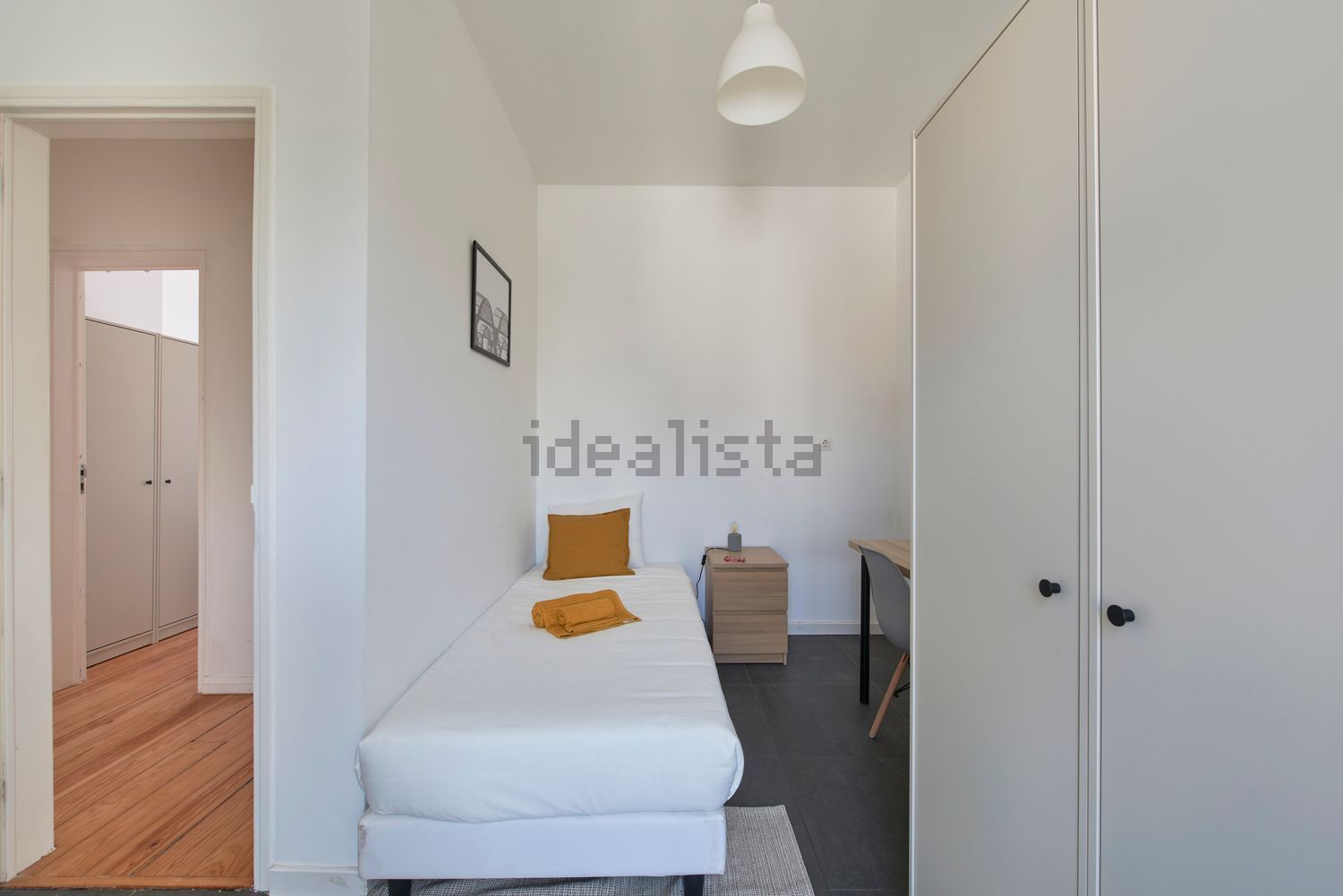 出租房间在Rua David Lopes - 卧室