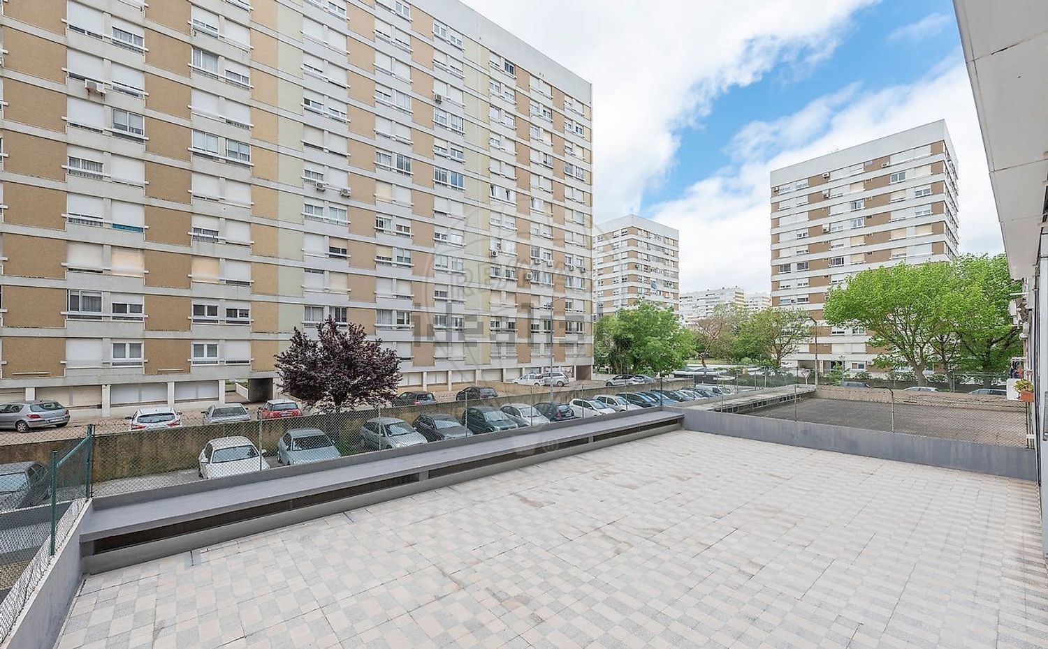 公寓 t3出售在Rua Júlio Dinis - 视线