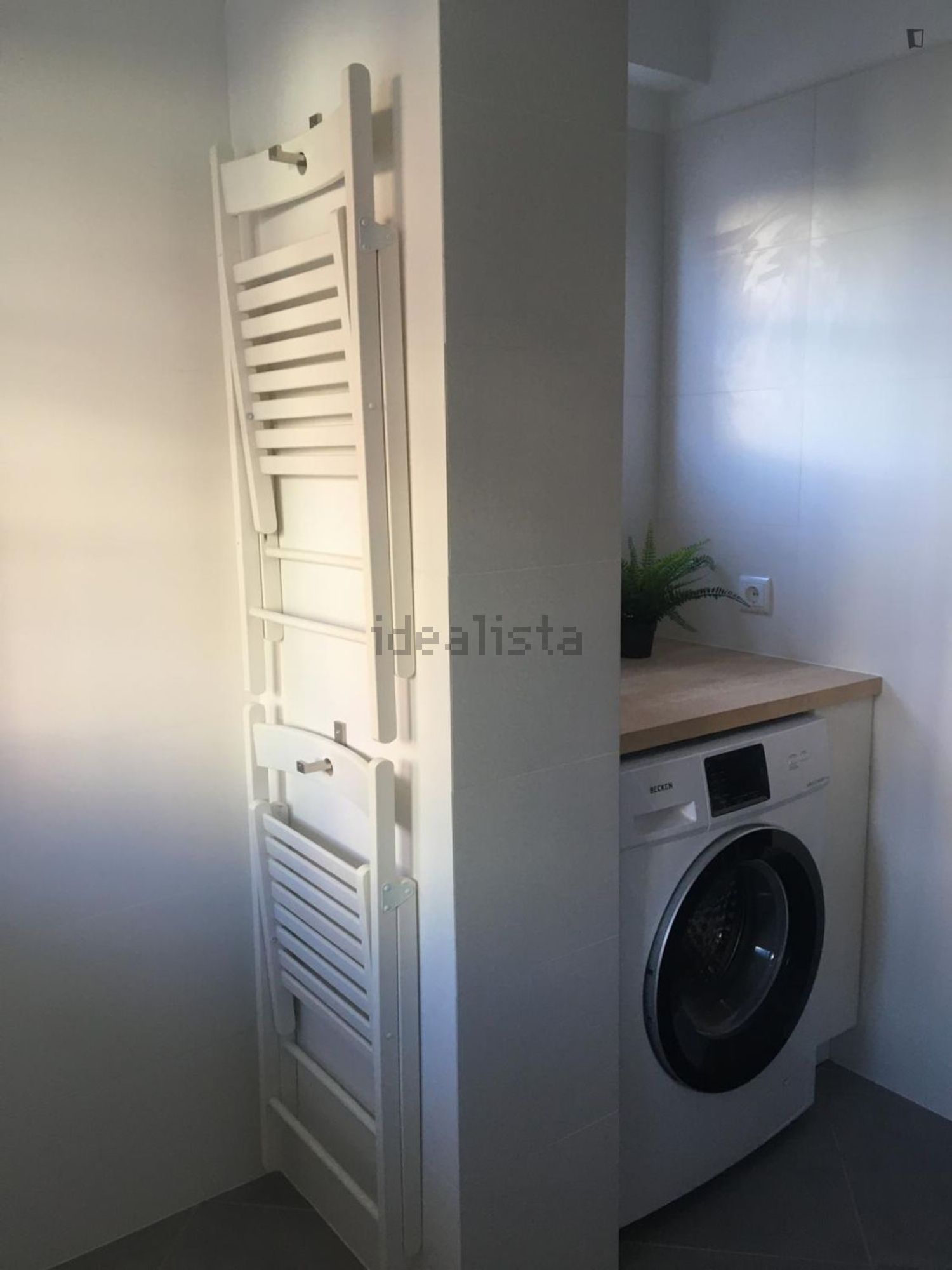 出租房间在Rua Angra do Heroísmo - 厨房