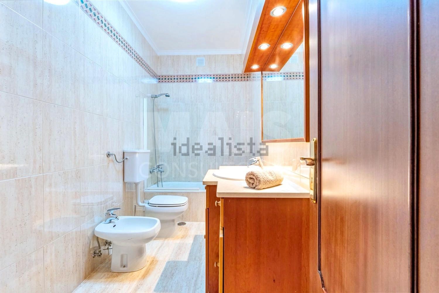 公寓 t2出售在Rua Abel Salazar - 卫生间