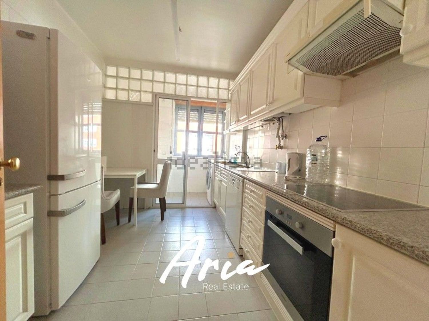 出租公寓 t2在Rua Cidade de Bolama - 厨房