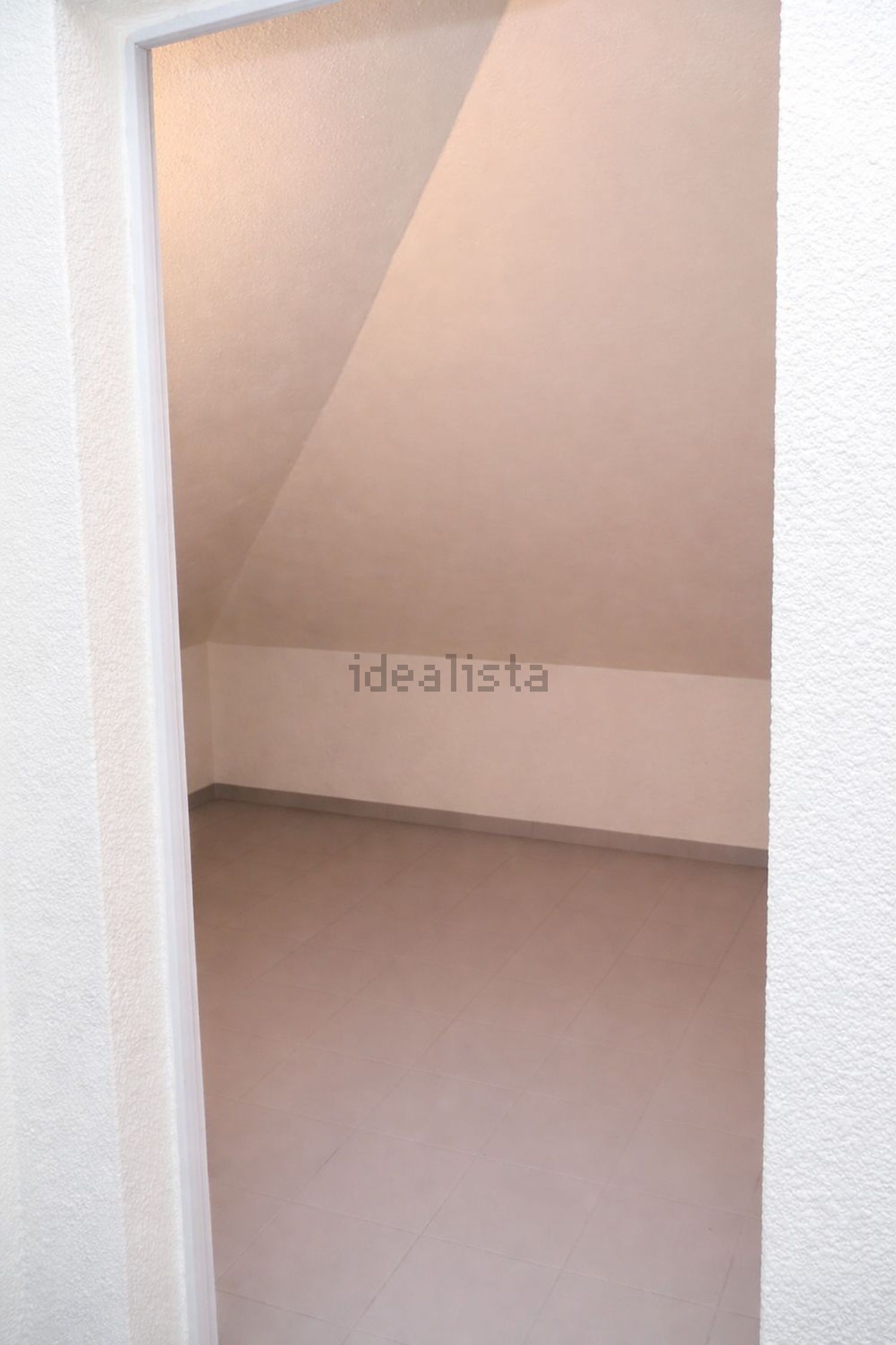 公寓 t3出售在Rua das Águas Livres, 22 - 储藏室