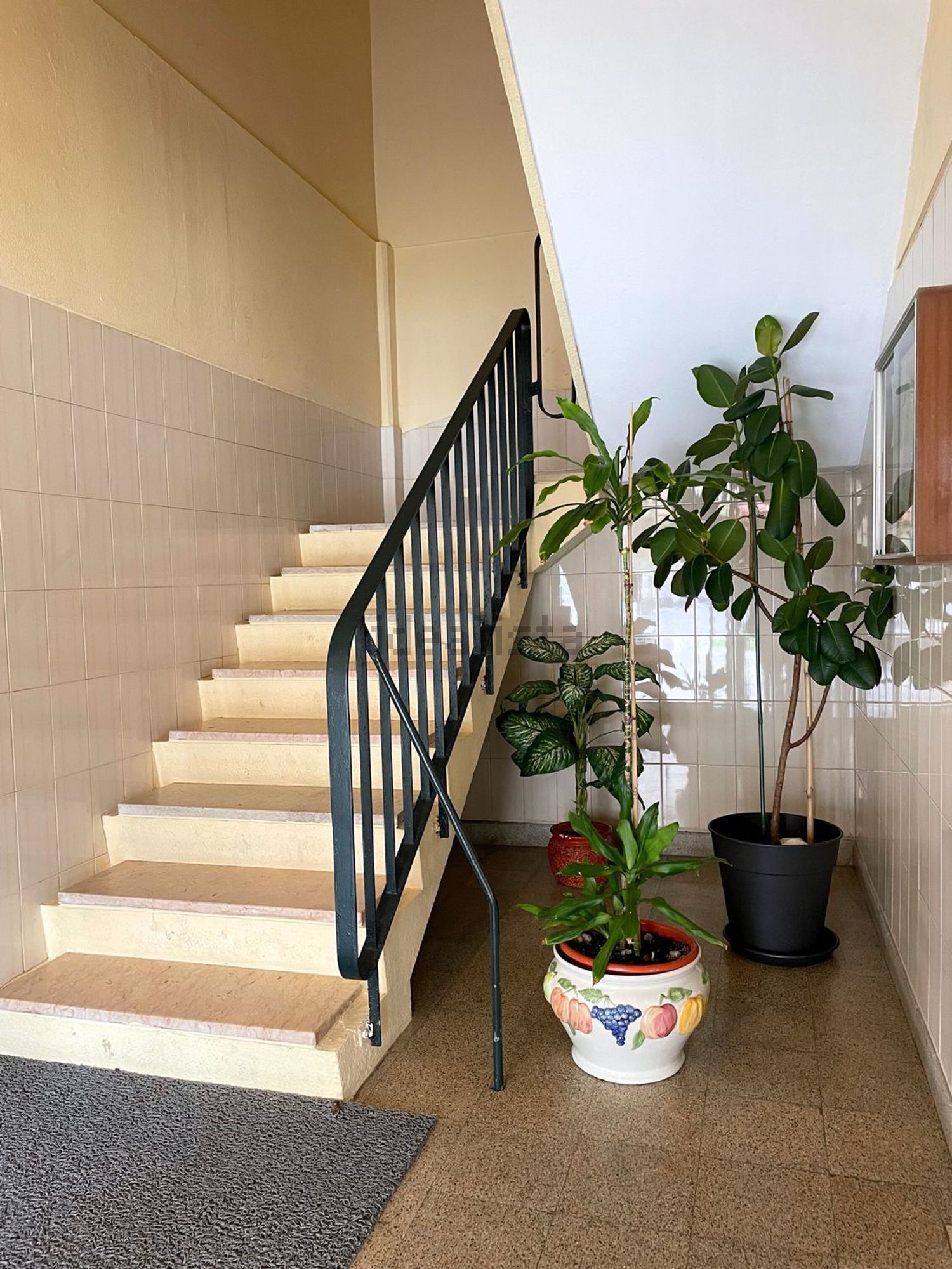 出租公寓 t1在Rua João de Castro Osório, 7 - 楼梯