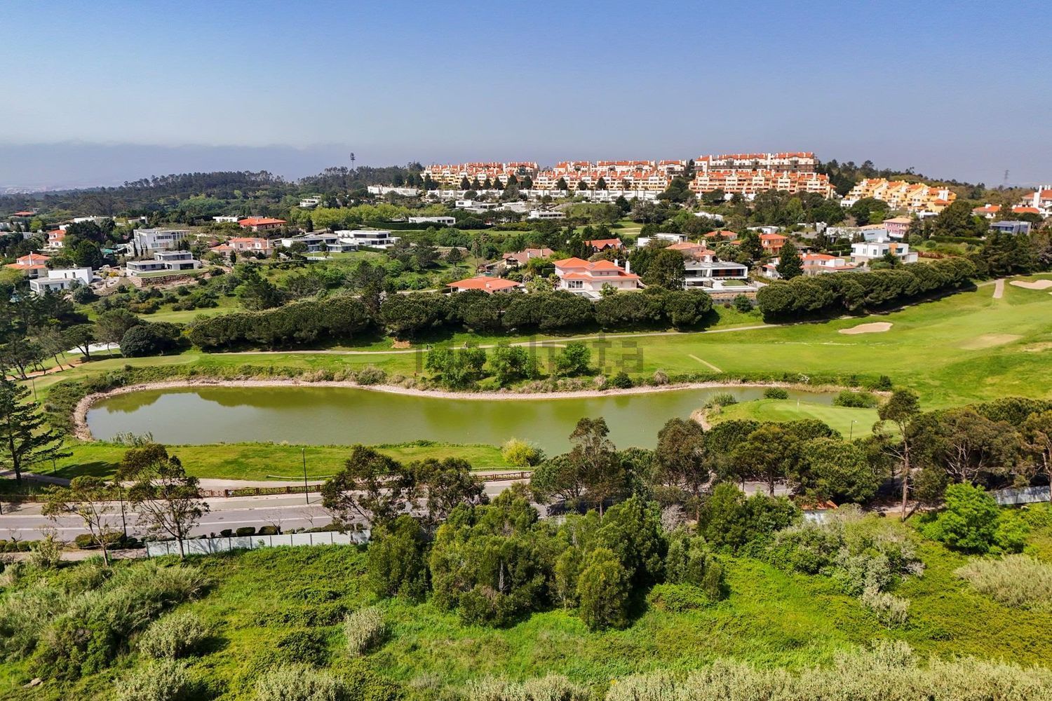 小楼房或独栋别墅出售在Rua da Mãe d'Água, 20 - 视线