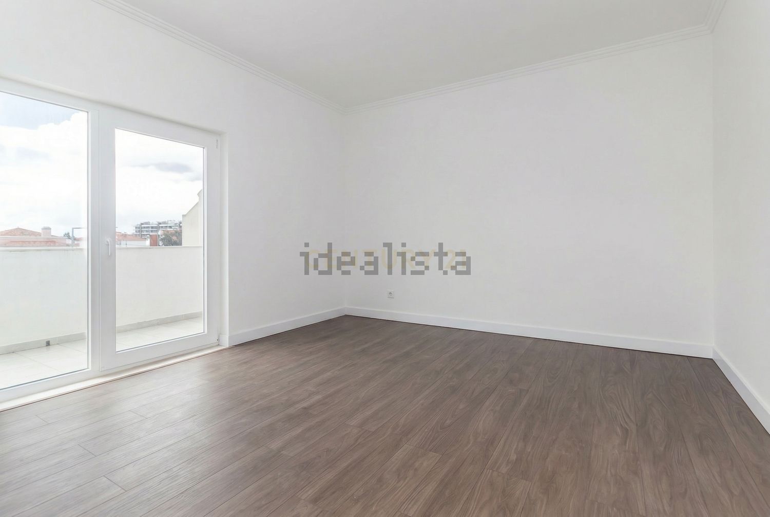 小楼房或独栋别墅出售在Avenida do Canto do Pinheiro - 居住