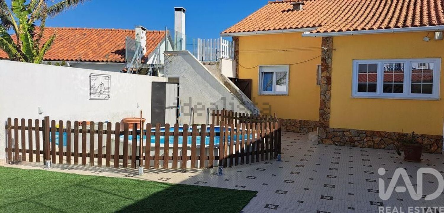 双拼别墅出售在Santa Cruz - 周边