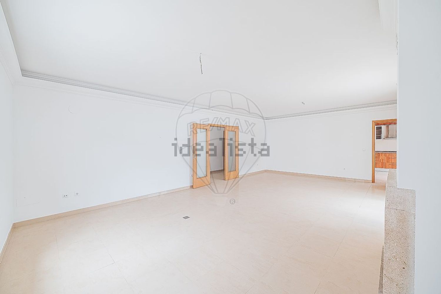 小楼房或独栋别墅出售在Rua Jorge Peixinho - 居住