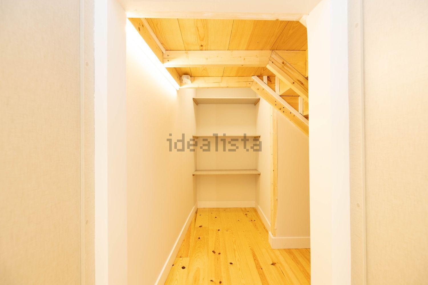 双拼别墅出售在Avenida Doutor Leão de Oliveira - 试衣间