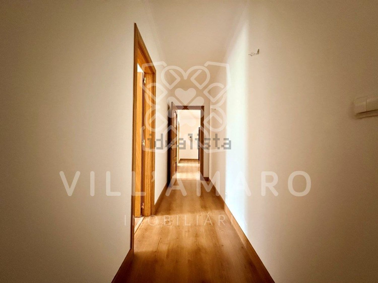 公寓 t2出售在Rua dos Bombeiros Voluntários - 过道