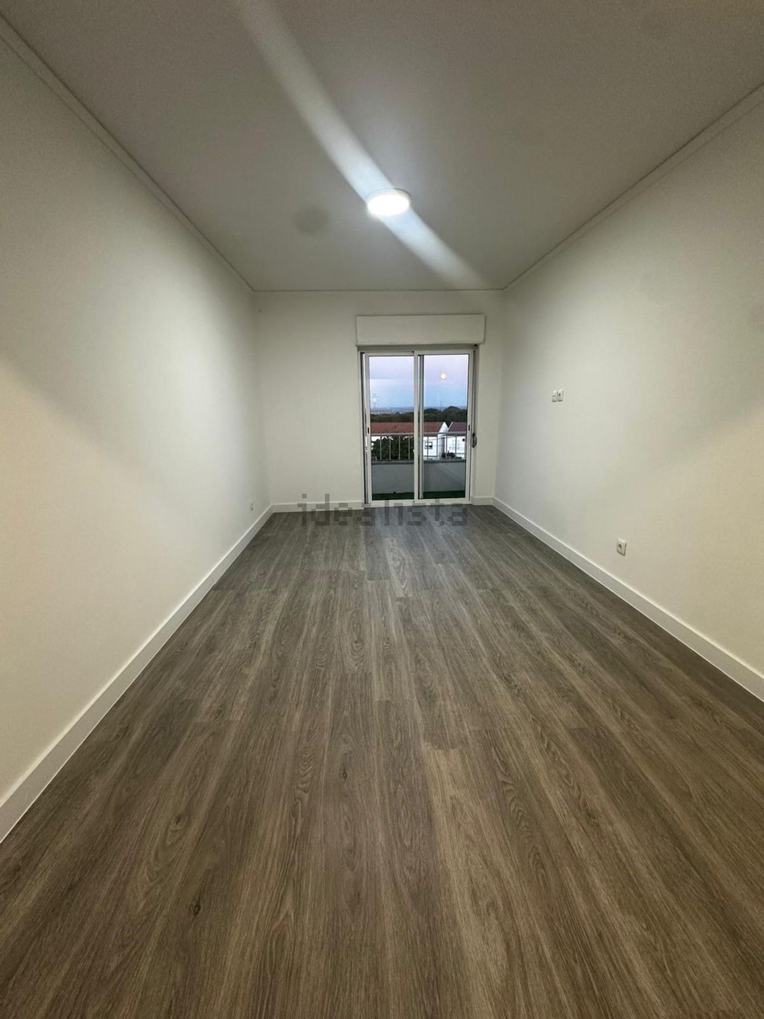 复式公寓出售在Avenida Alberto Valente, 105 LtA - 居住