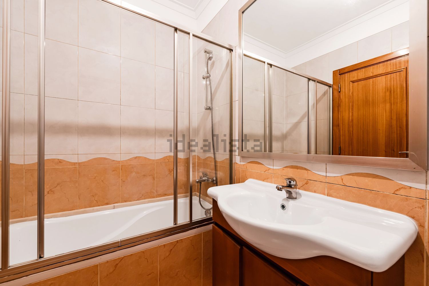 公寓 t3出售在Falagueira-Venda Nova - 卫生间