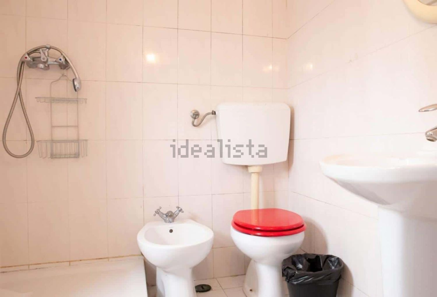 出租房间在Rua dos Cordoeiros, 13 - 卫生间