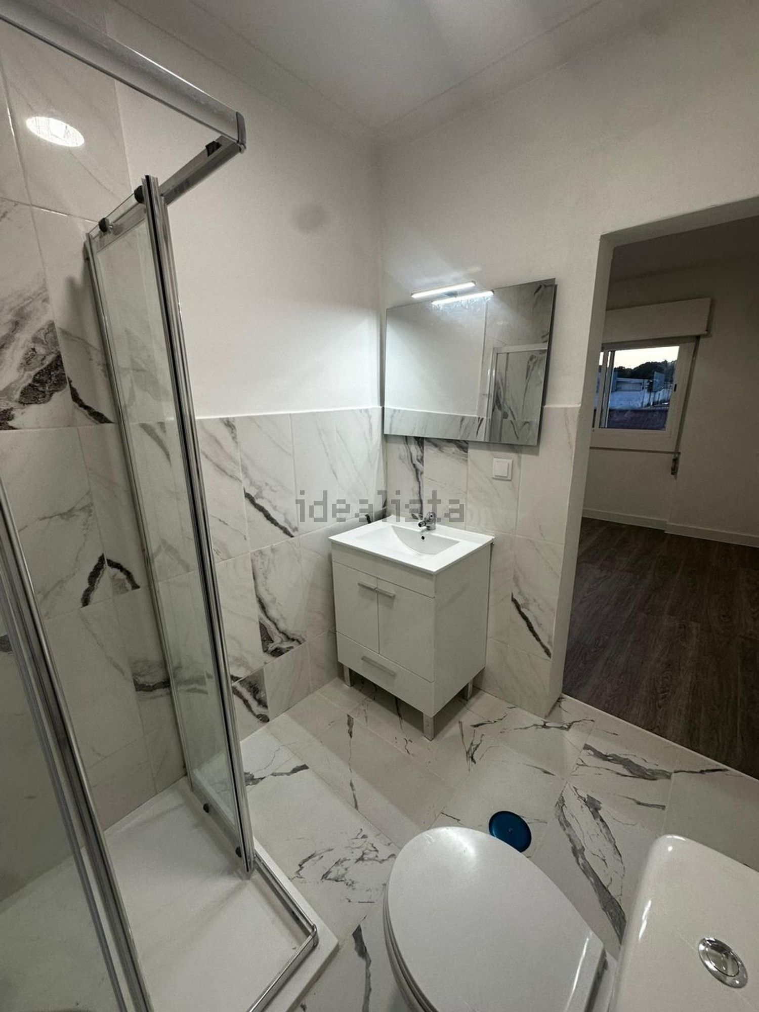 复式公寓出售在Avenida Alberto Valente, 105 LtA - 卫生间